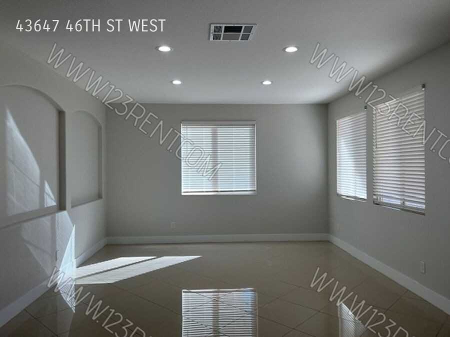 43647 46th St W - Photo 3 of 42