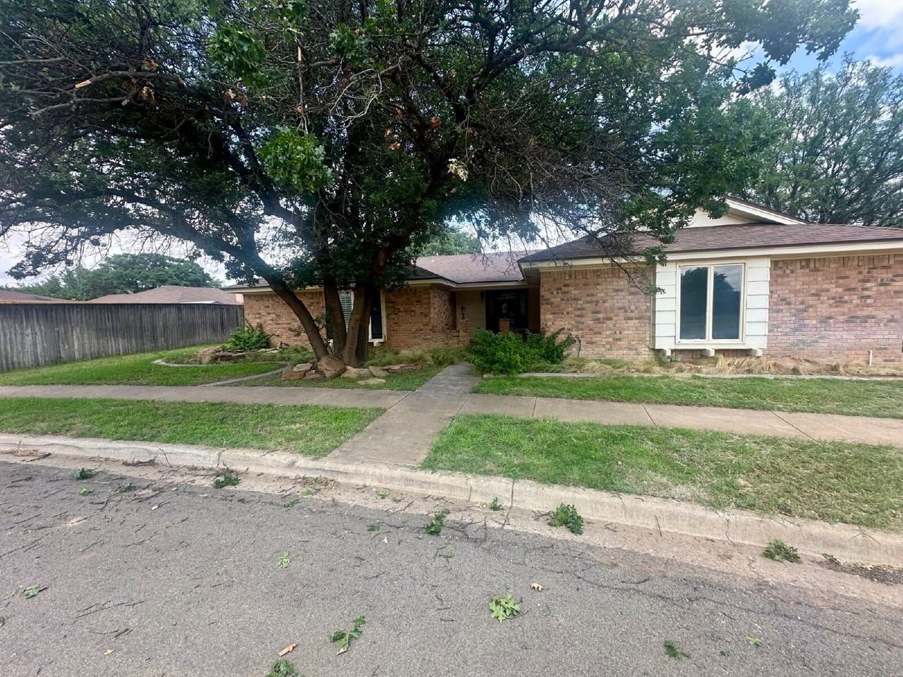 5812 Cornell St - Photo 2 of 25