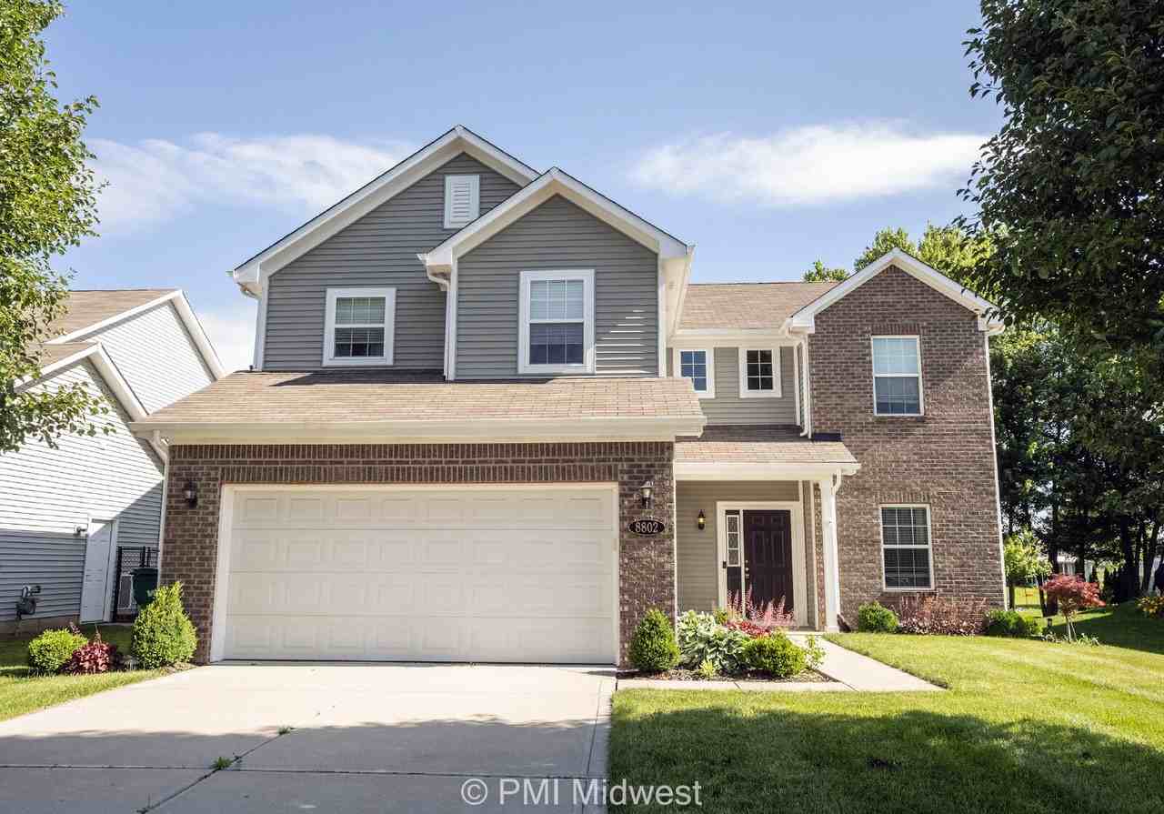 8802 Benjamin Ln