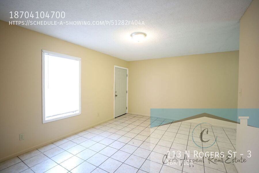 113 N Rogers St #3 - Photo 5 of 9