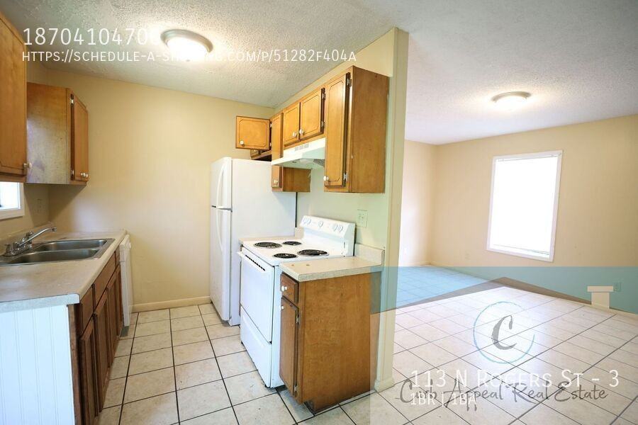 113 N Rogers St #3 - Photo 7 of 9