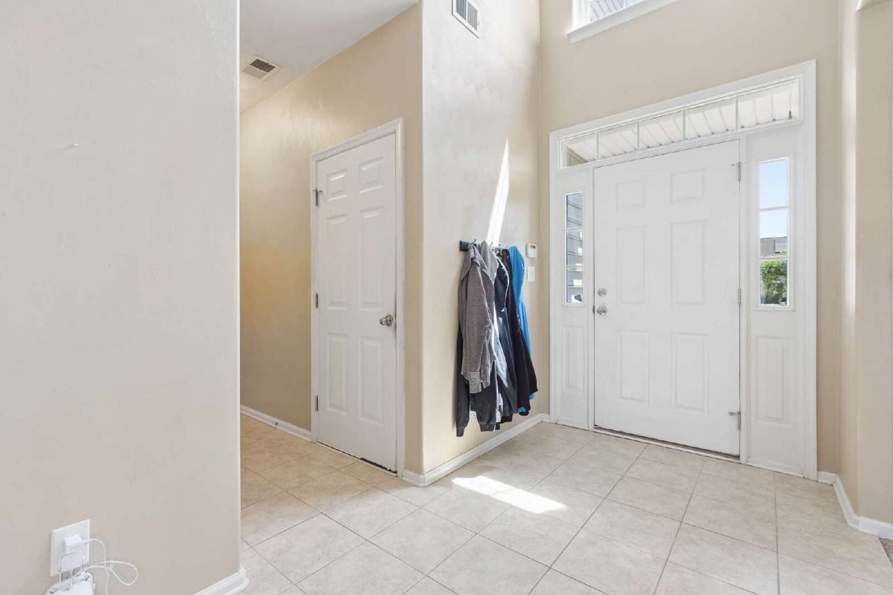 8183 Gentil Ct - Photo 3 of 34