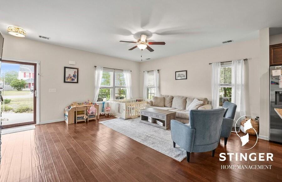 67 Wintergreen Dr - Photo 4 of 32