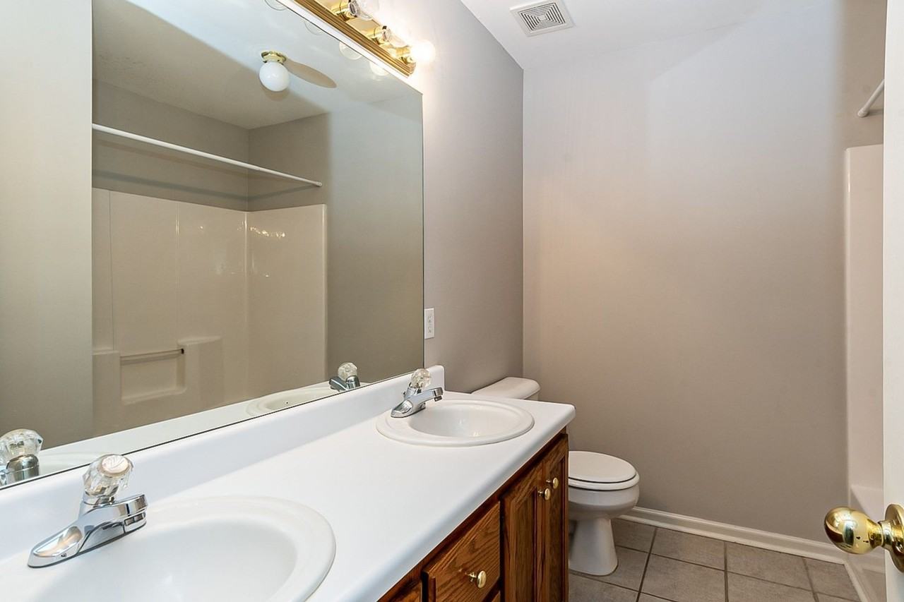 101 Donovan Ct - Photo 6 of 16