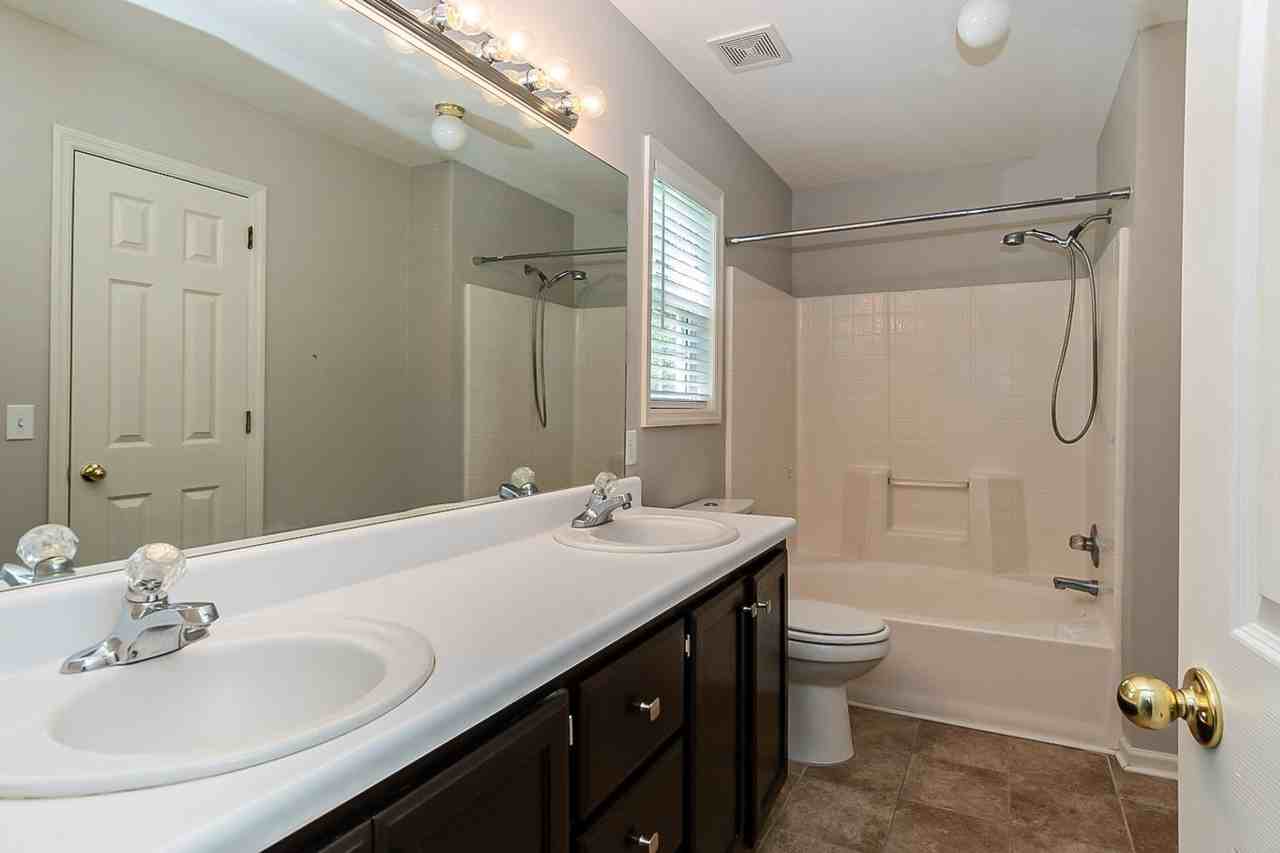 101 Donovan Ct - Photo 7 of 16