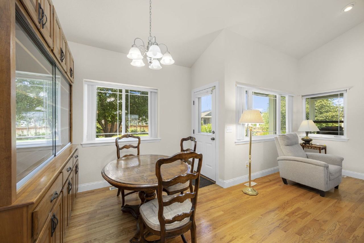 3226 Coneflower Ct - Photo 5 of 20