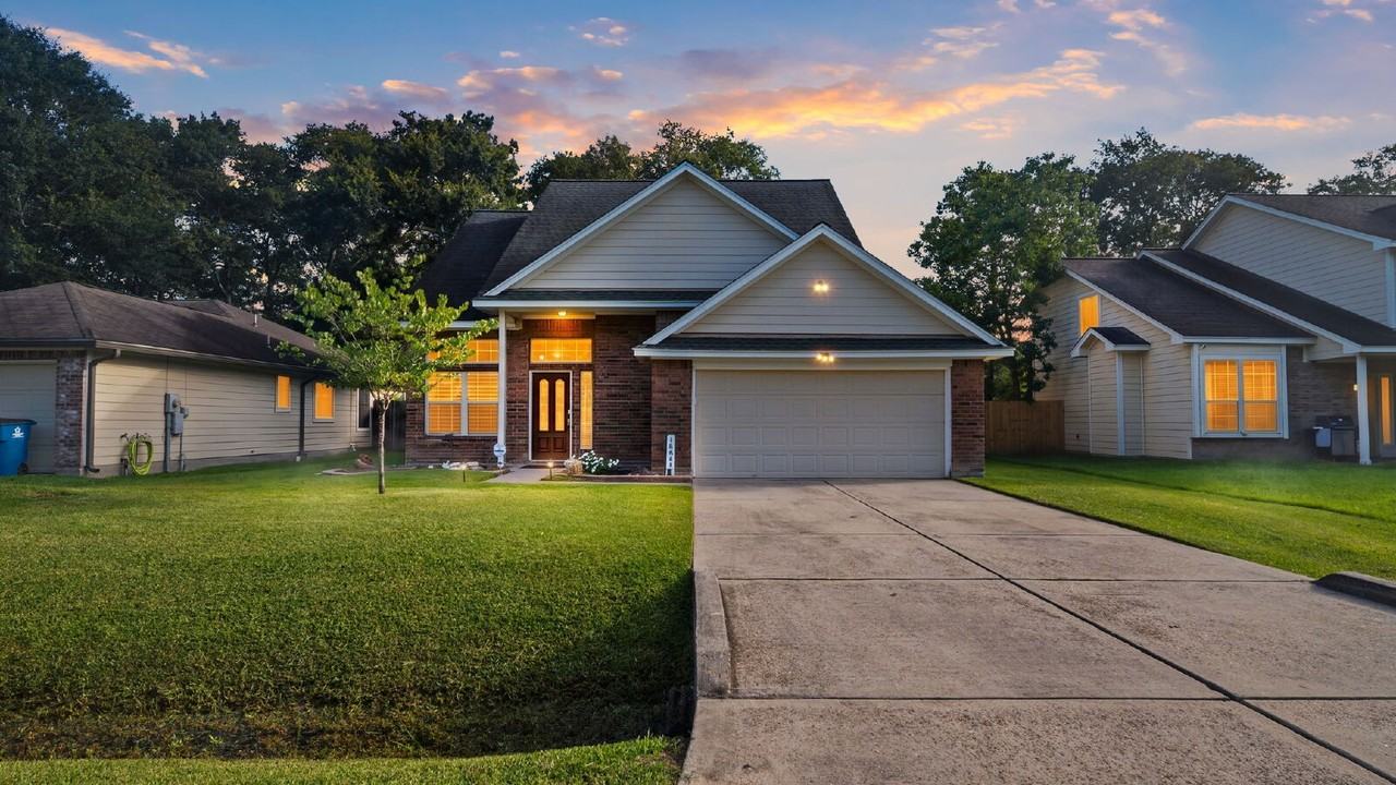 16453 Ryan Guinn Way