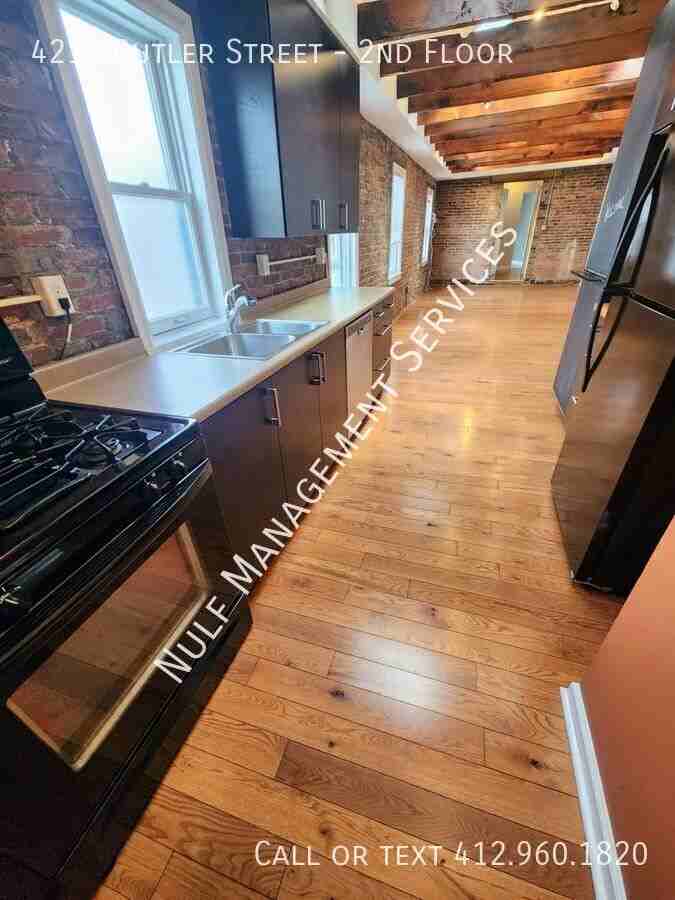4213 Butler St #2ndFL - Photo 2 of 9