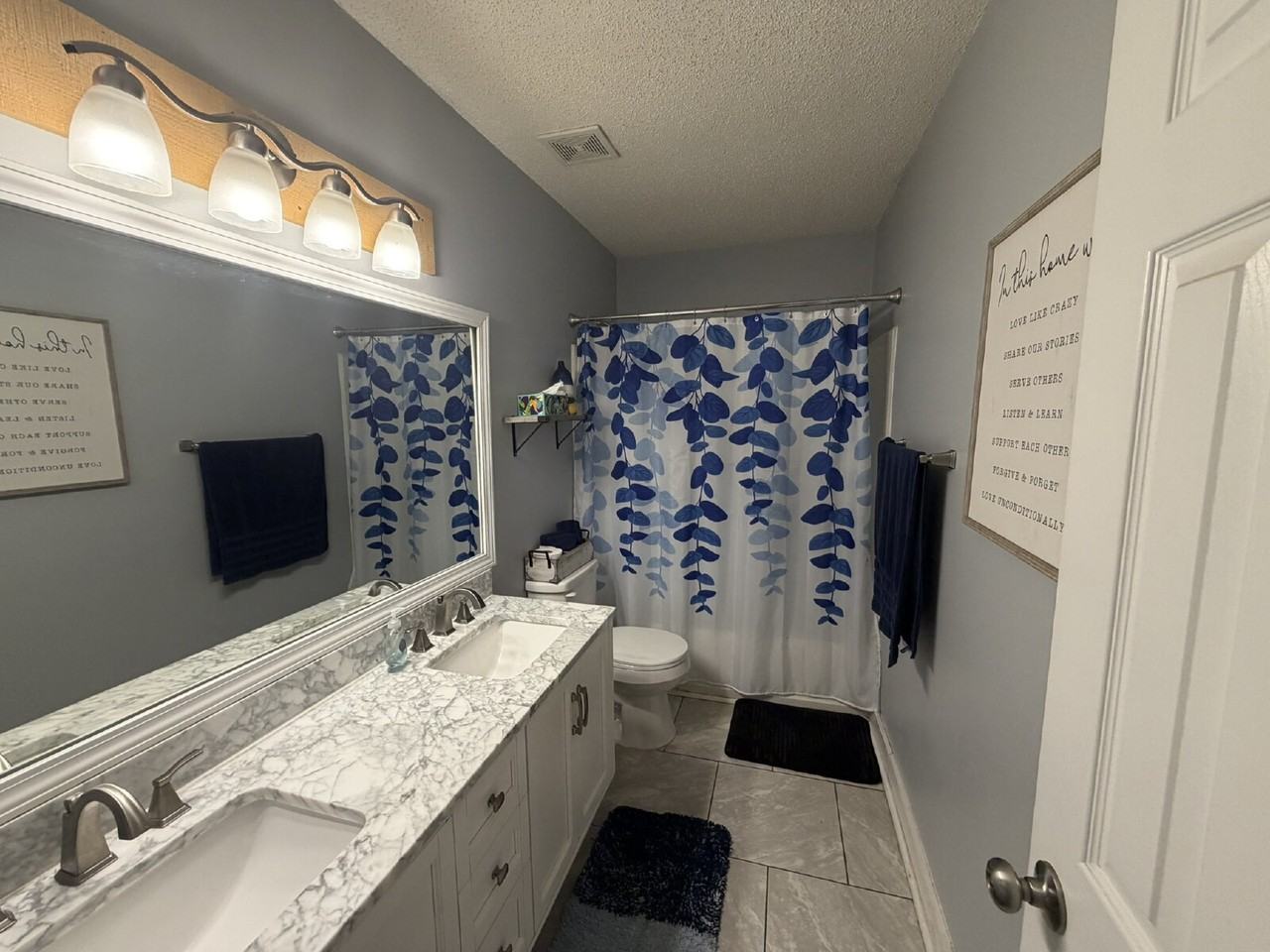 708 Woods Ct - Photo 5 of 8