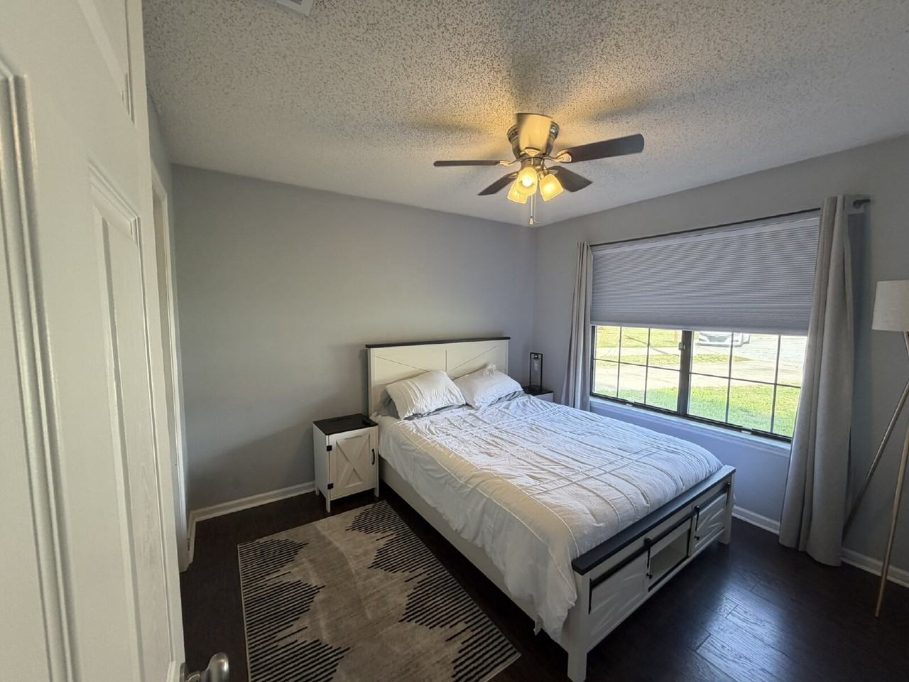 708 Woods Ct - Photo 6 of 8