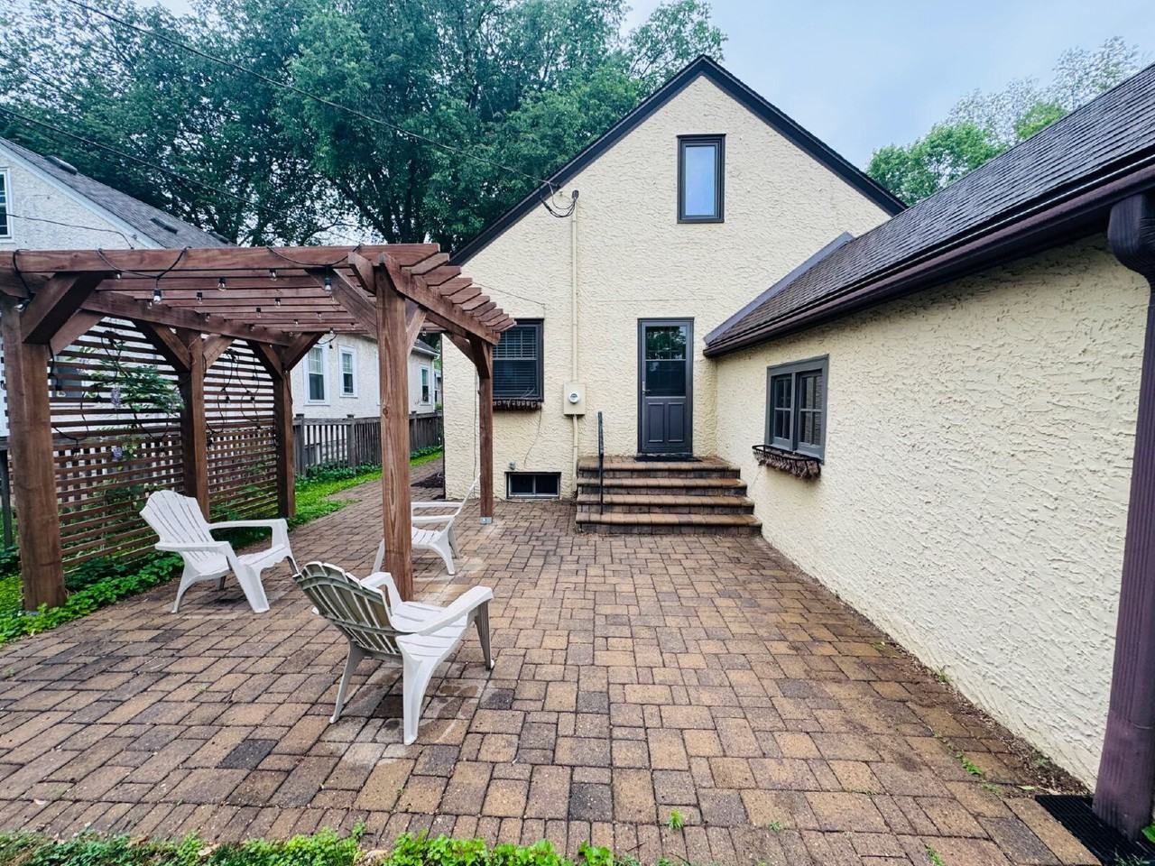 5125 Columbus Ave - Photo 4 of 24