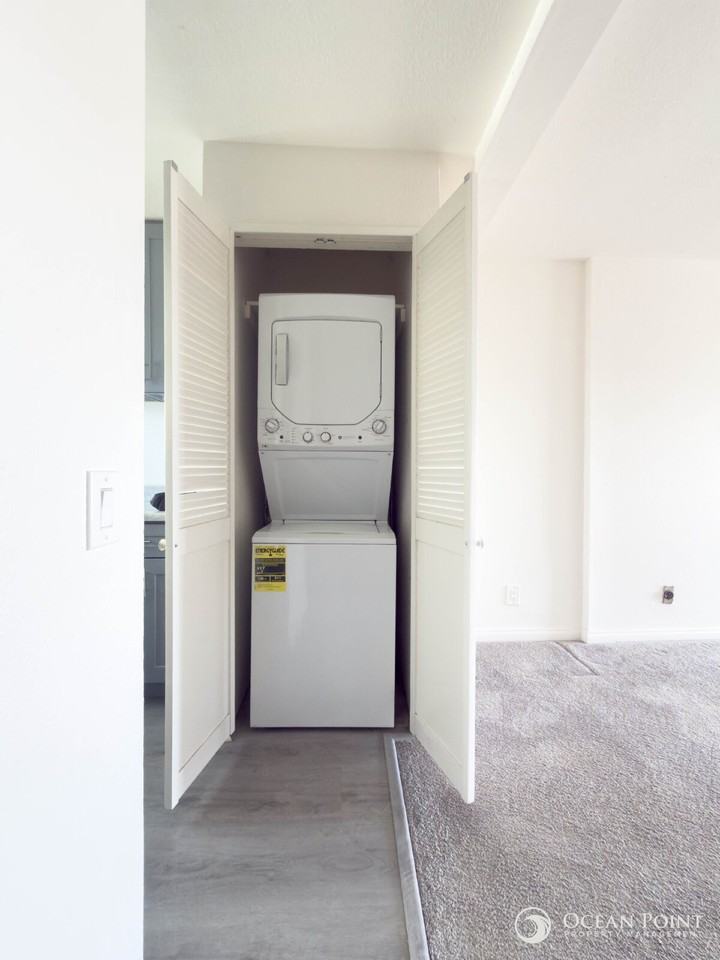 267 S Ventura Rd #287 - Photo 7 of 15