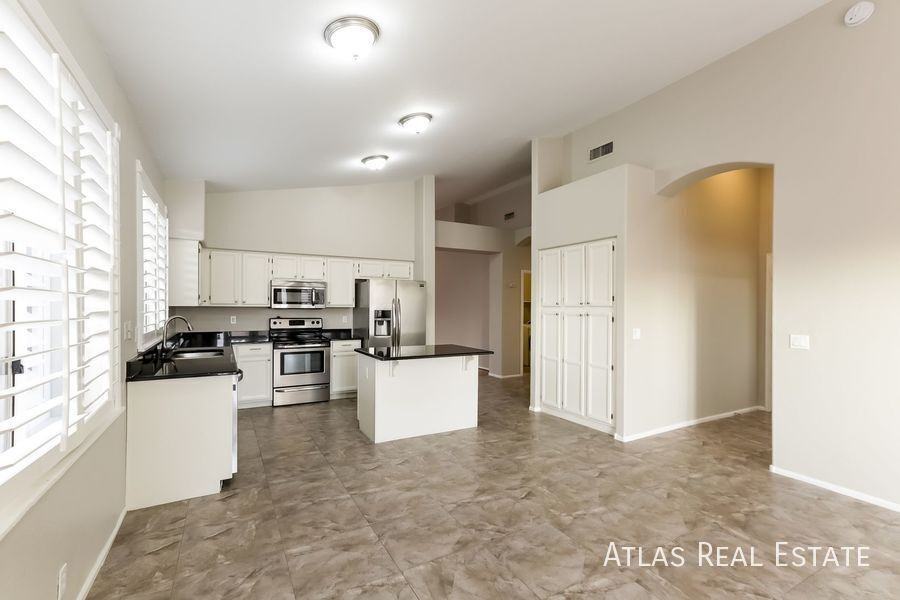 931 N Beck Ct - Photo 6 of 20