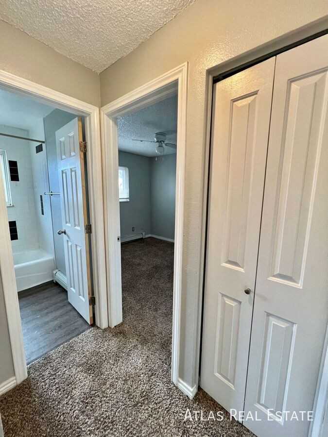 2913 Straus Ln #4 - Photo 4 of 10