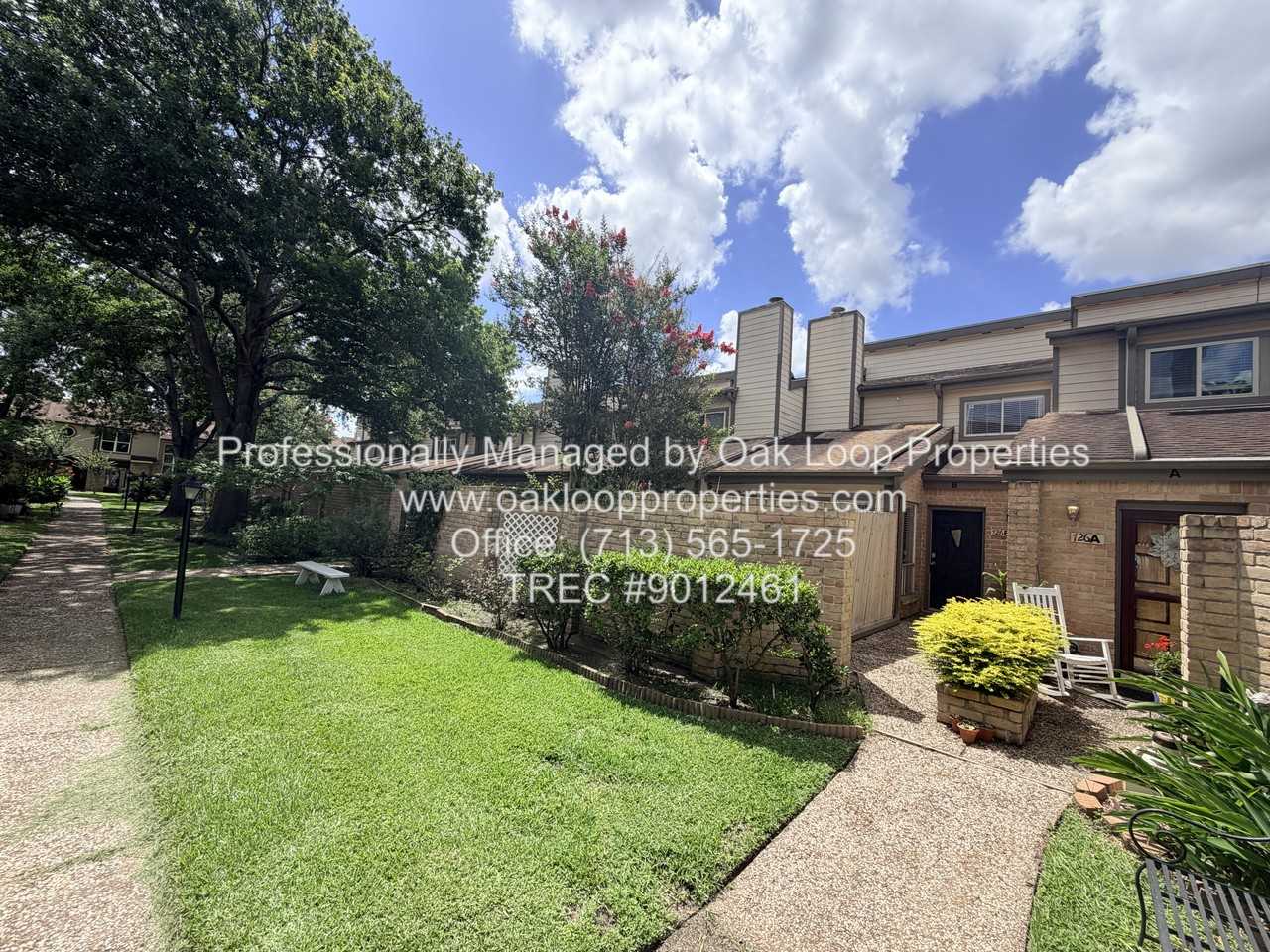 726 Country Place Dr #B - Photo 3 of 23