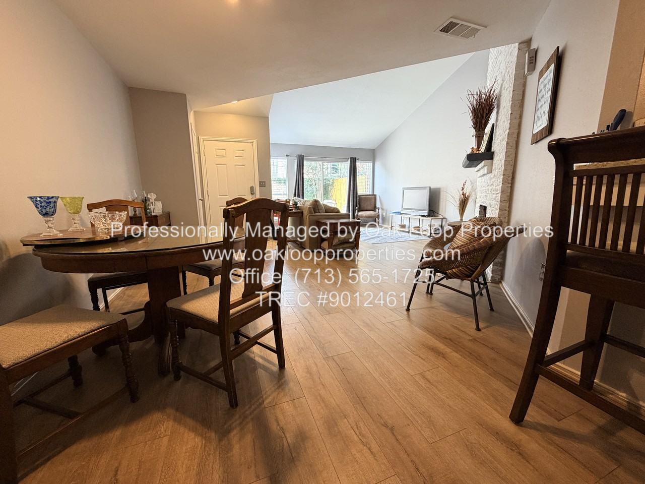 726 Country Place Dr #B - Photo 7 of 23