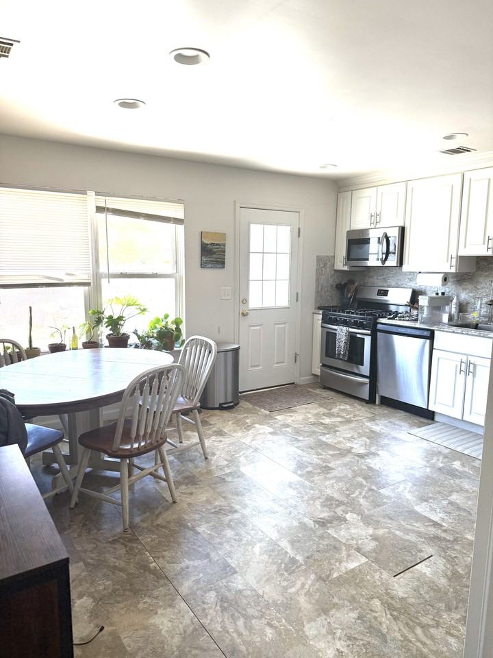 2308 Dorset Dock Rd #A - Photo 2 of 12