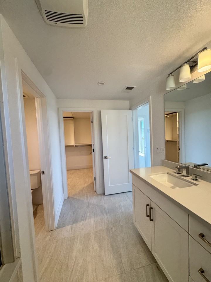 16149 Connor Ct #0 - Photo 6 of 8