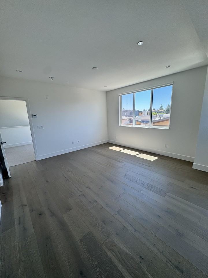 16149 Connor Ct #0 - Photo 7 of 8