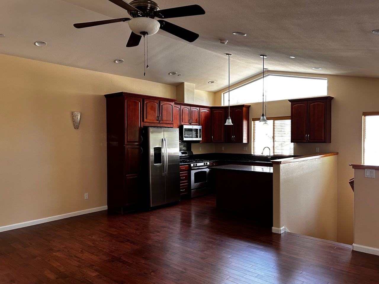 633 Zuni St #NA - Photo 3 of 9