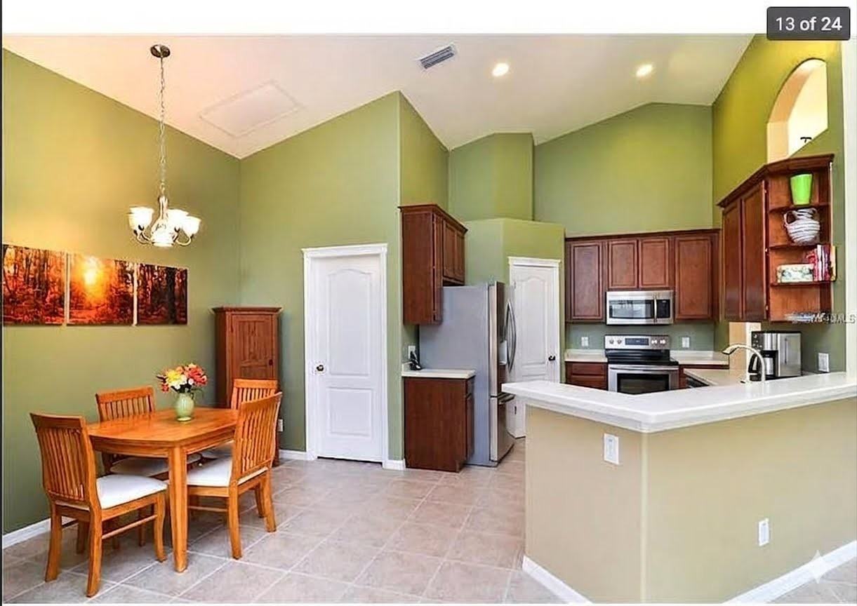 8217 Canyon Creek Way #NA - Photo 3 of 13