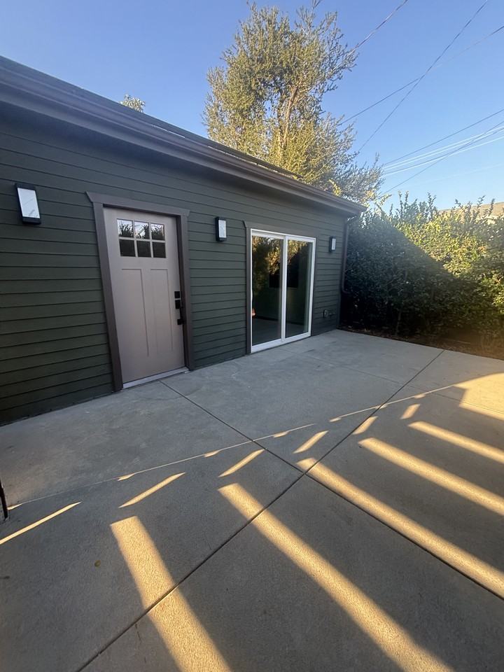 324 E Colorado Blvd #NA - Photo 4 of 15