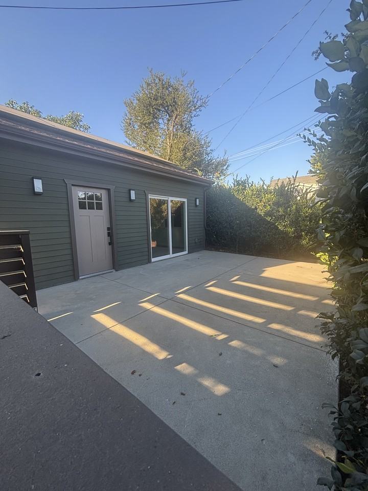 324 E Colorado Blvd #NA - Photo 6 of 15