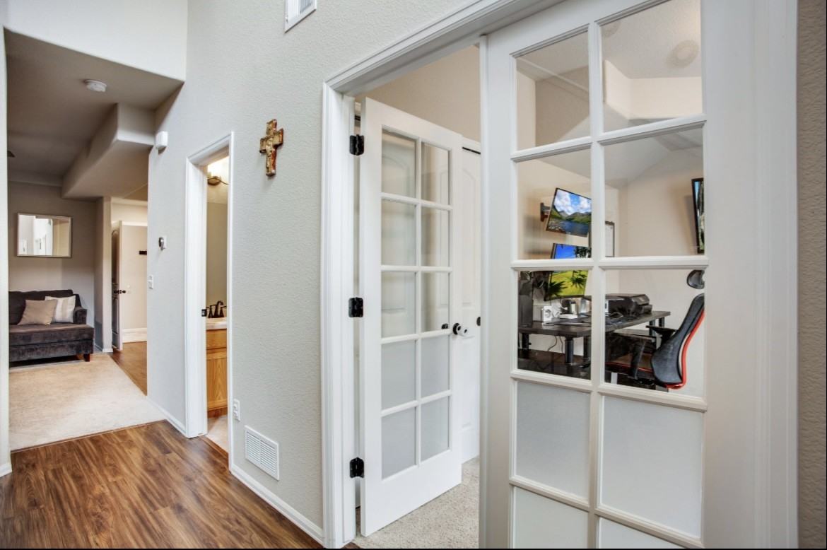 5551 29th St #2512 - Photo 7 of 21