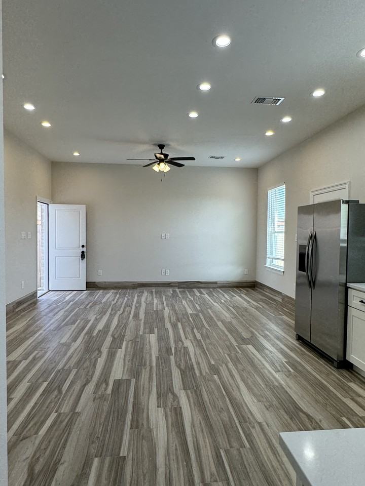 9101 Virtue St #9101 - Photo 2 of 9