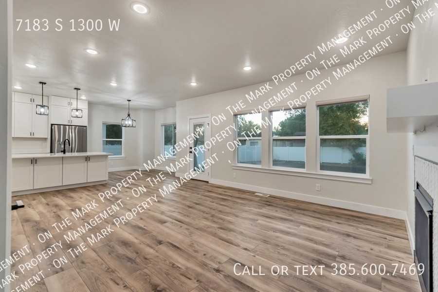 7183 S Temple Dr - Photo 3 of 30