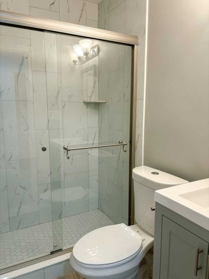 1208 16th St Ne #3 - Photo 4 of 6