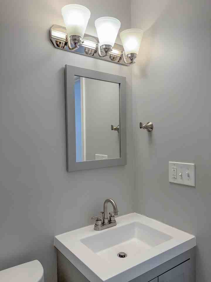 1208 16th St Ne #3 - Photo 5 of 6