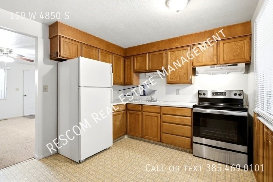 159 W 4850 S - Photo 4 of 23