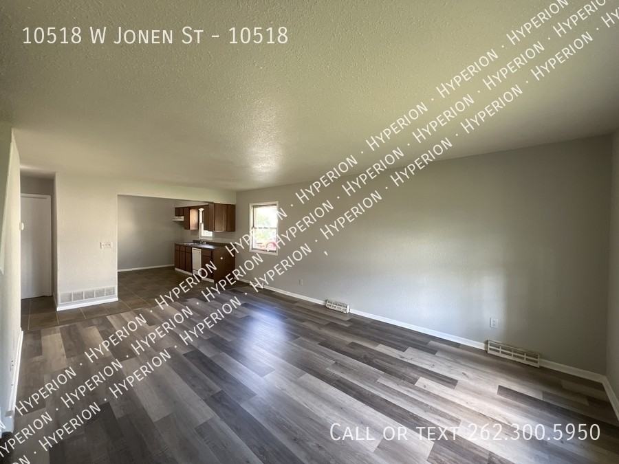 10518 W Jonen St #10518 - Photo 4 of 18