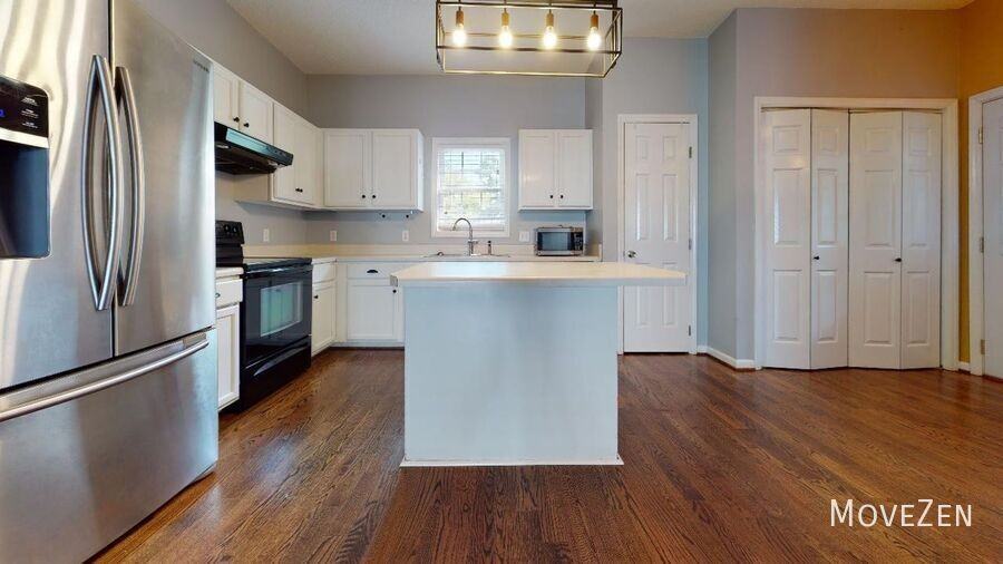 2325 K Wesley Way - Photo 4 of 25