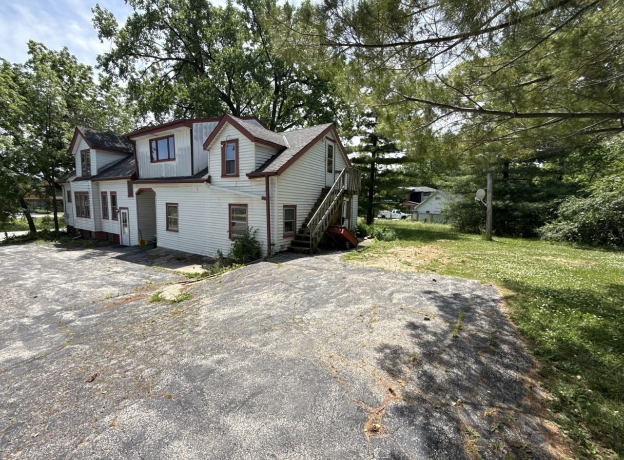 12480 W Beloit Rd - Photo 7 of 8
