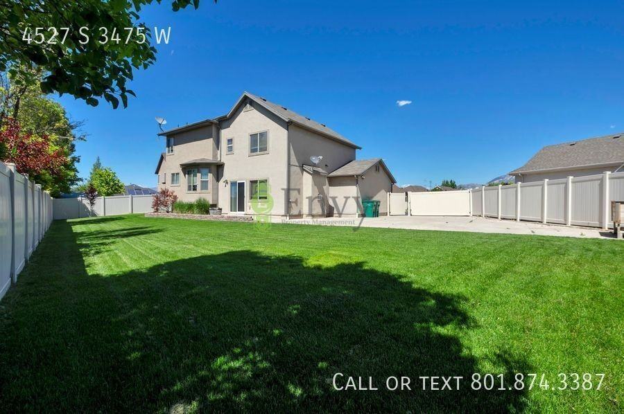 4527 S 3475 W - Photo 2 of 15