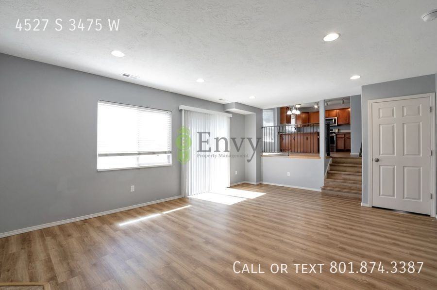 4527 S 3475 W - Photo 6 of 15