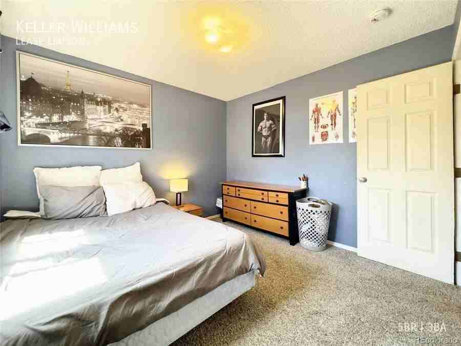 RIMHOUSE & - Photo 7 of 13