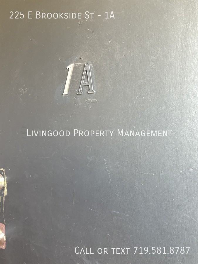 225 E Brookside St #1A - Photo 2 of 9