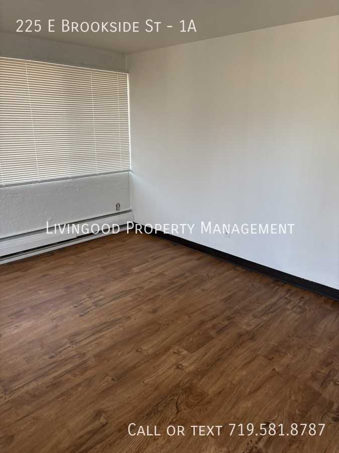 225 E Brookside St #1A - Photo 3 of 9