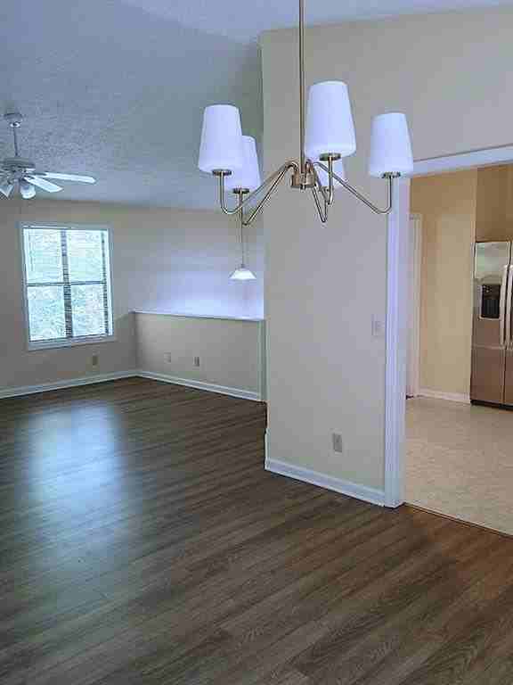 10630 Colony Glen Dr - Photo 3 of 14