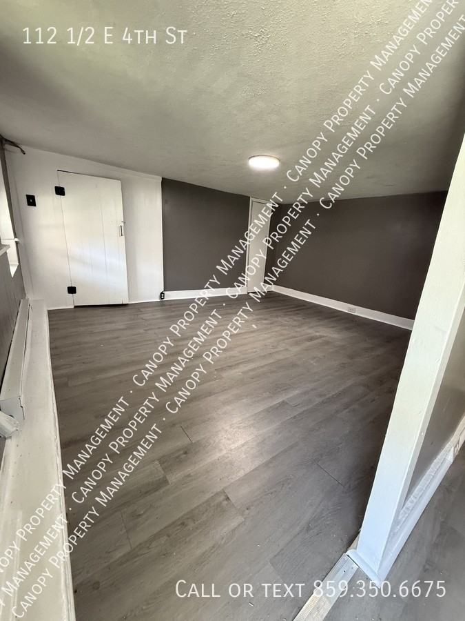 112 1/2 E 4th St - Photo 5 of 12