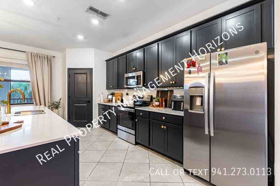 5623 N Honore Ave #322 - Photo 6 of 28