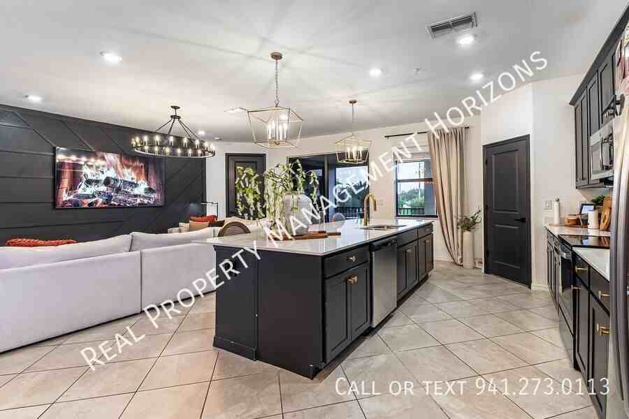 5623 N Honore Ave #322 - Photo 7 of 28