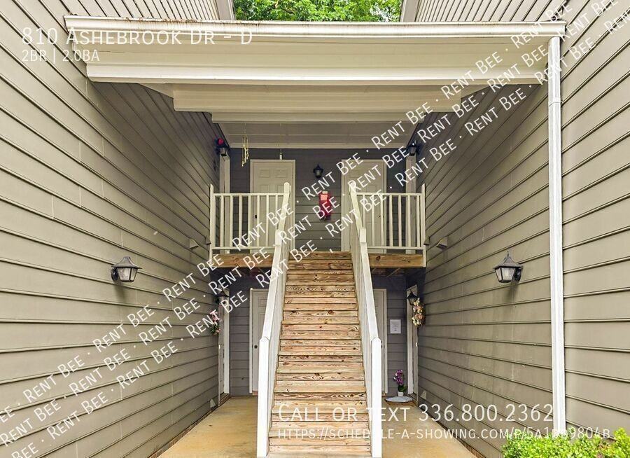 810 Ashebrook Dr #D - Photo 3 of 18