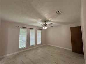 1712 Carol Lee Ln - Photo 7 of 10