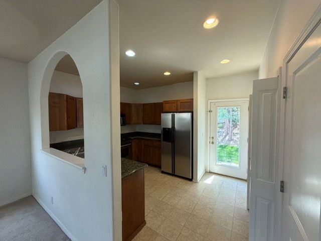 4937 E Portside Ct - Photo 4 of 15