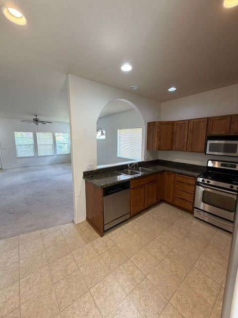 4937 E Portside Ct - Photo 5 of 15