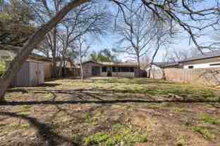 2705 Sherwood Ln - Photo 1 of 1